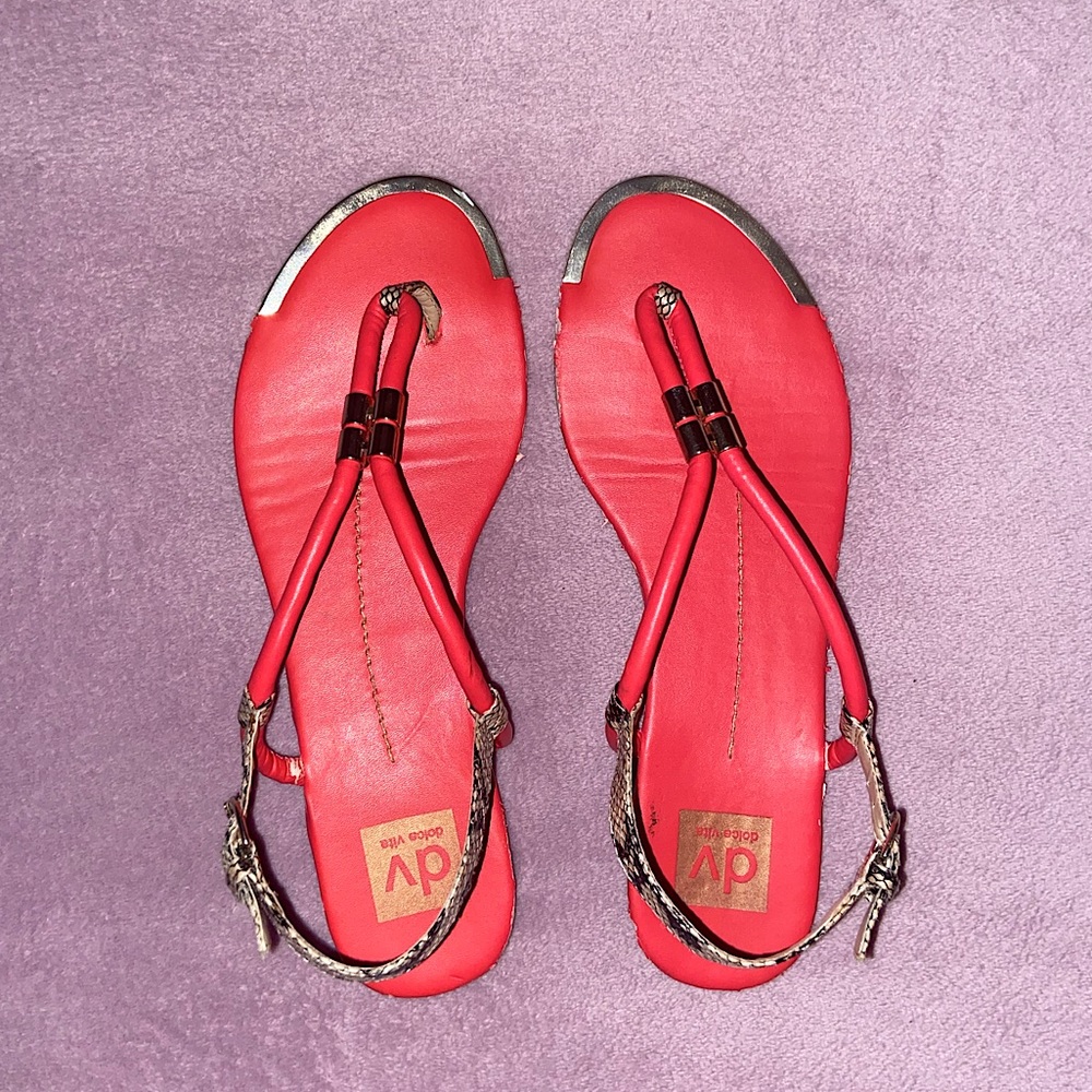 Women’s Dolce Vita Ayden Sandals in Hot Coral Size 9.5